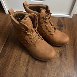 Stylish Brown Lace-Up Boots for Women